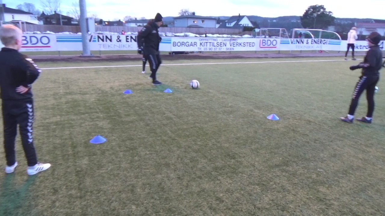 4 Medtak Cruyff-pasning innside demo.mp4